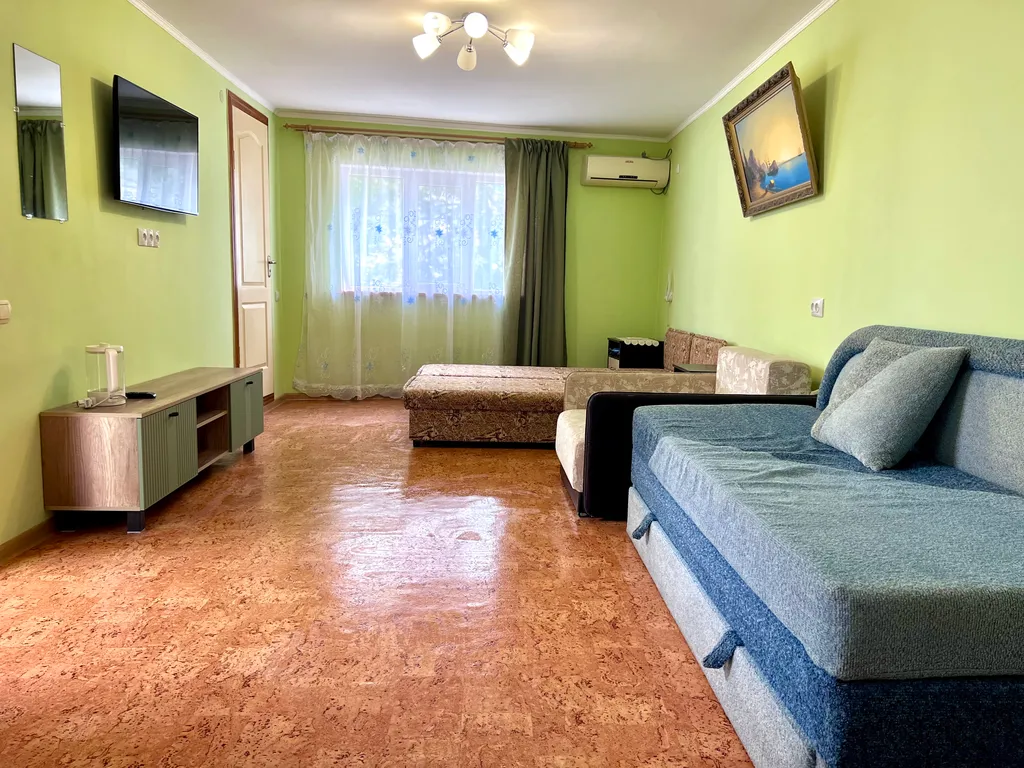 Семейный улучшенный номер-студия со своей кухней