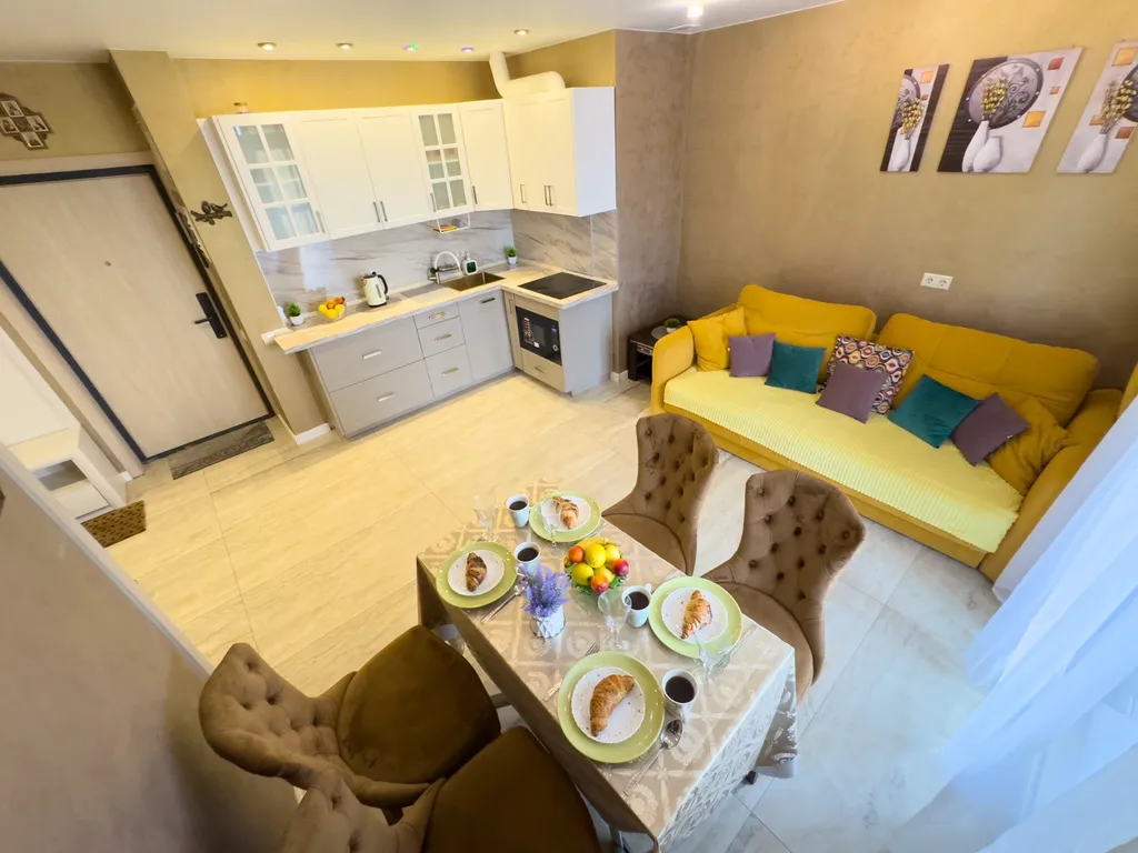 Квартира 3-комнатная Квартира — Москва