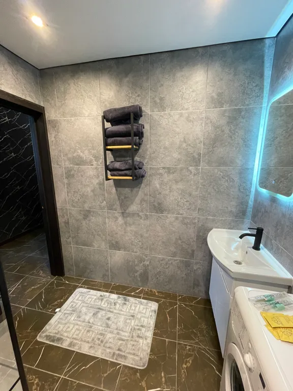 Апартаменты (квартира) в центе абадзехской