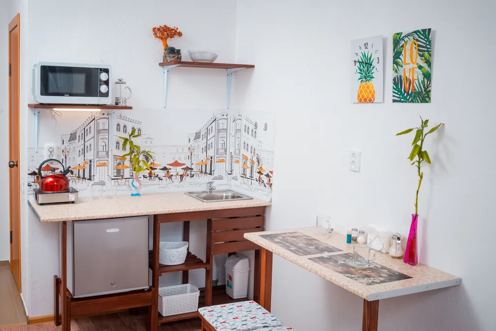 Студия на Холмогорова