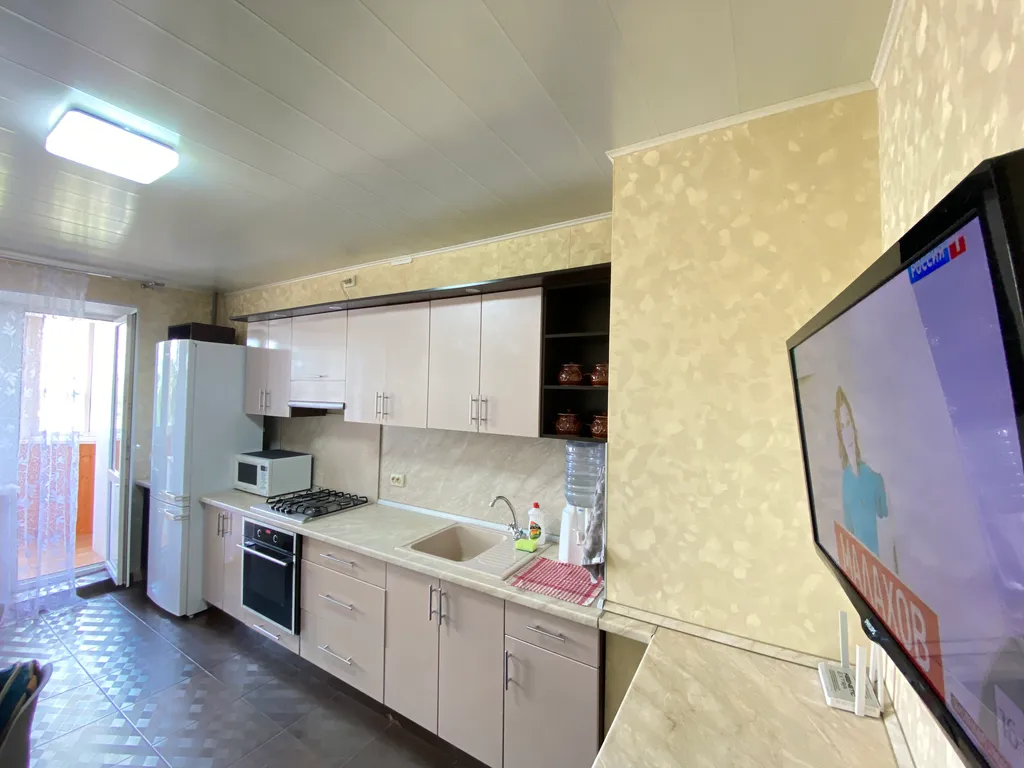 Двухкомнатная квартира рядом с центром