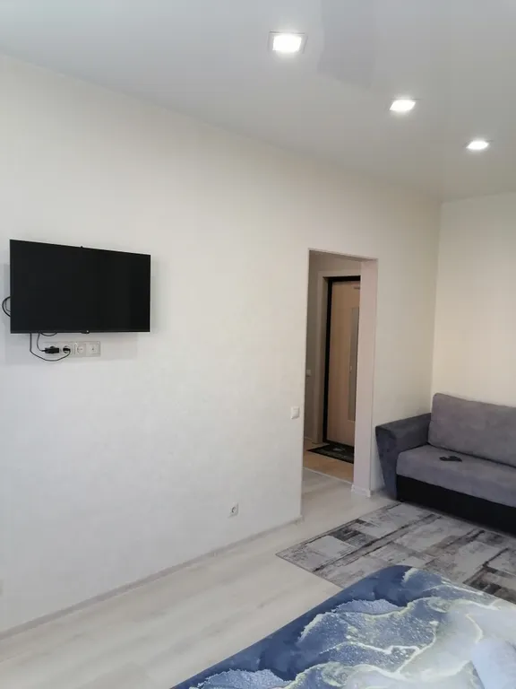 Уютная квартира 1 + рядом ТРЦ АУРА, ЖД вокзал, Аэропорт