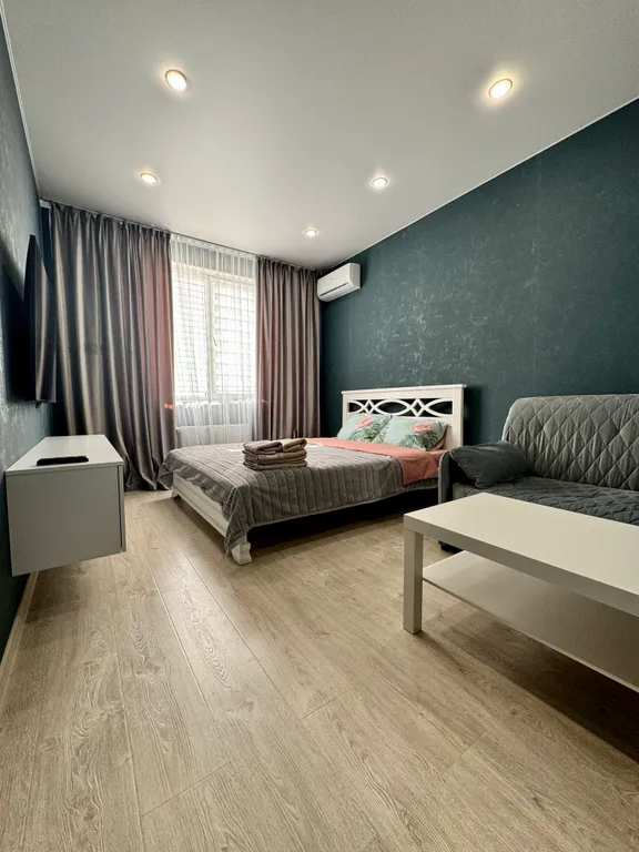 Квартира Уютная квартира рядом с ТЦ Меганом — Мирное