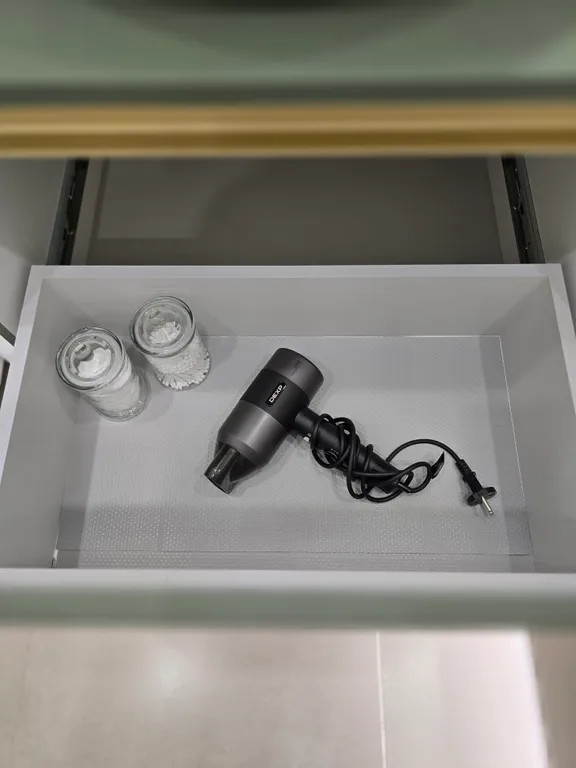 Современная,  комфортная квартира (ТЦ Арена, Аэропорт).