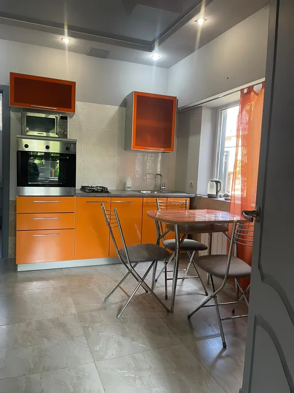 Уютный дом в центре города