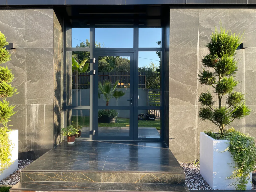 Вдали от суеты с закатом наедине