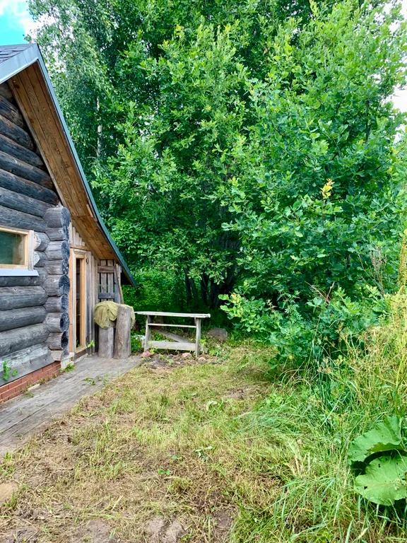 Прекрасный домик около прудиков