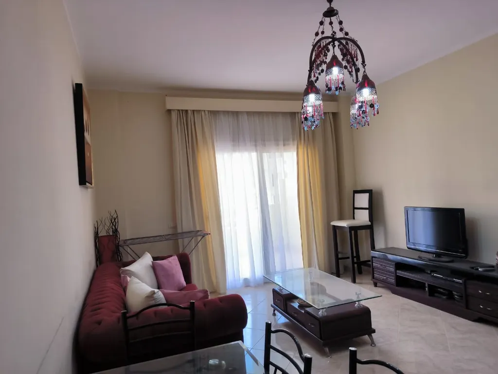 Квартира с видом на море и собственным пляжем в Сахл Хашиш Хургада