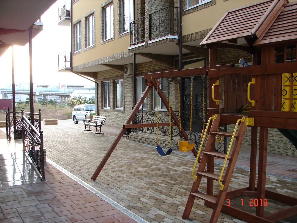 Квартира Квартира Студия с отдельной спальней — Сириус