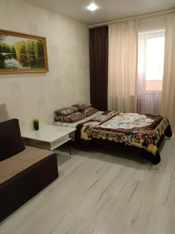 Уютная квартира у Парка Победы и Бульвара