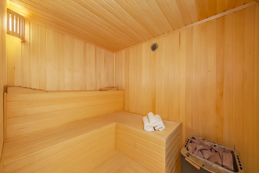 Просторные апартаменты в доме с сауной