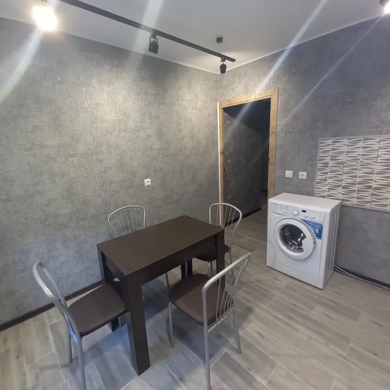 Квартира с евроремонтом в новом доме с закрытой территорией