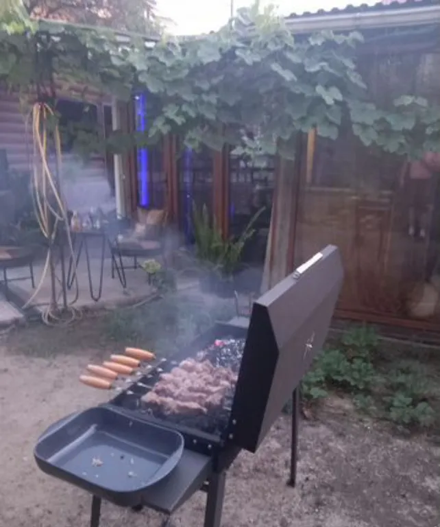 Коттедж Коттедж Уютный частный сектор в районе ЖД вокзала — Сочи