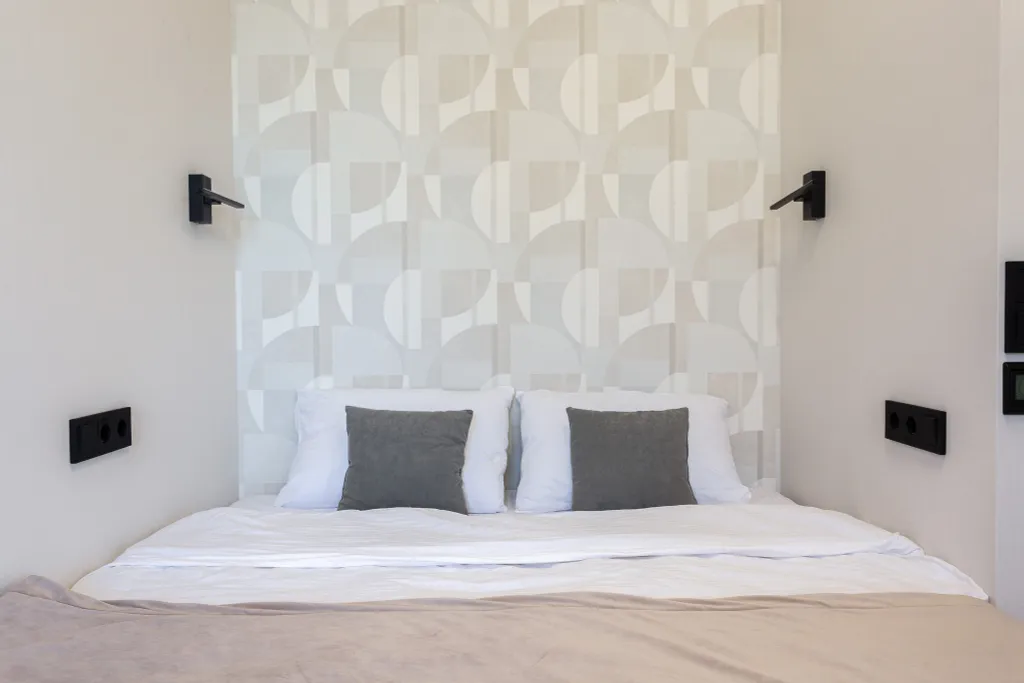 4. 16 studio goncharova mini