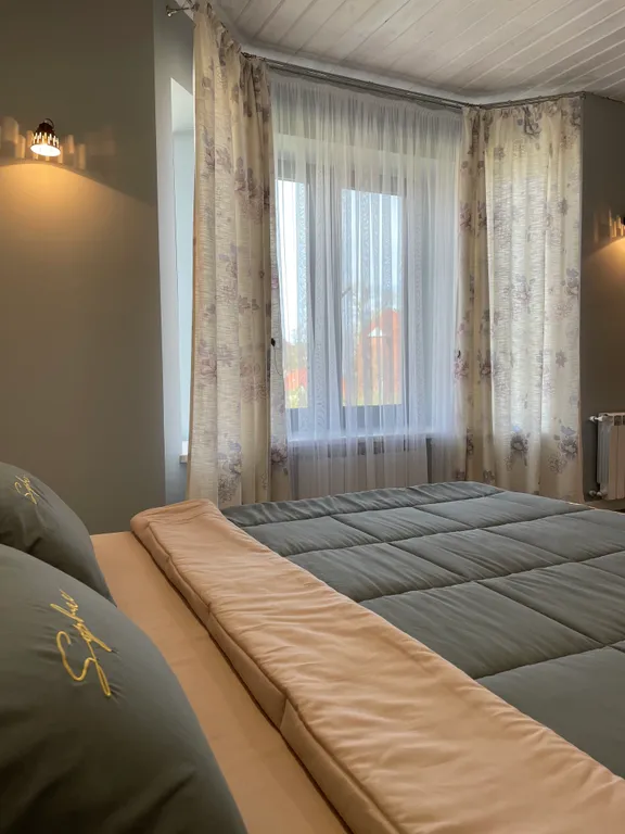 Семейный таунхаус в тихом месте западного побережья