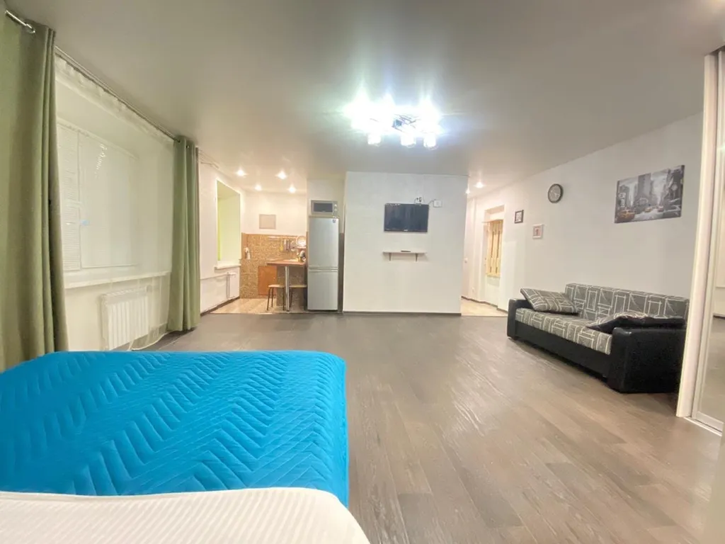 Квартира Квартира Студия возле вокзала — Красноярск