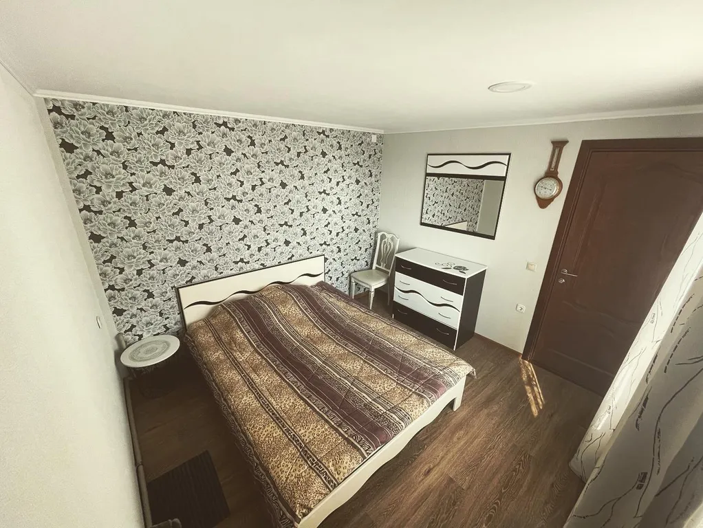 Дом на берегу озера Нарочь