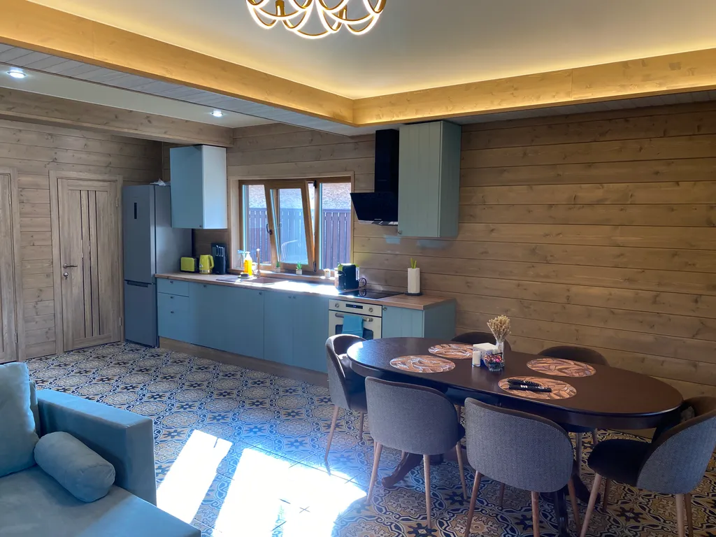 Champion House FreeDom