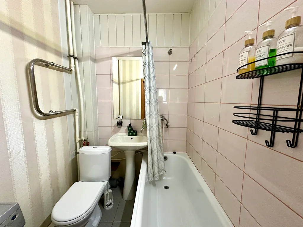 Апартаменты в новостройке с балконом