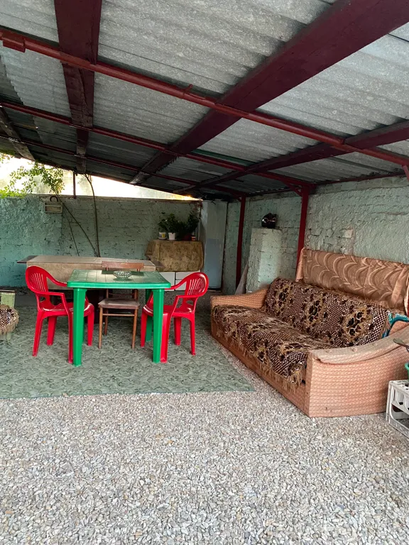 Дом рядом с парком Лога