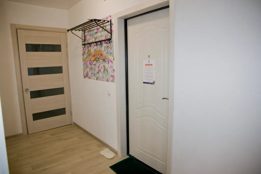 Теплая двухкомнатная с большой кухней