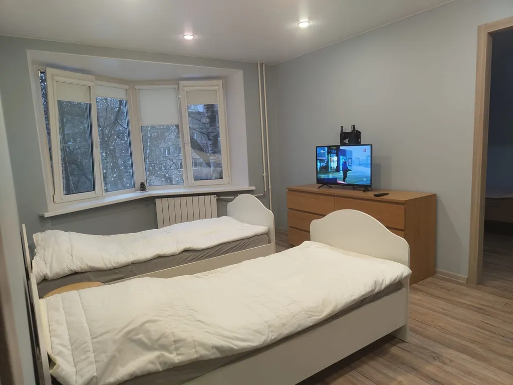 Квартира Трёхкомнатная квартира в Колпино — Колпино