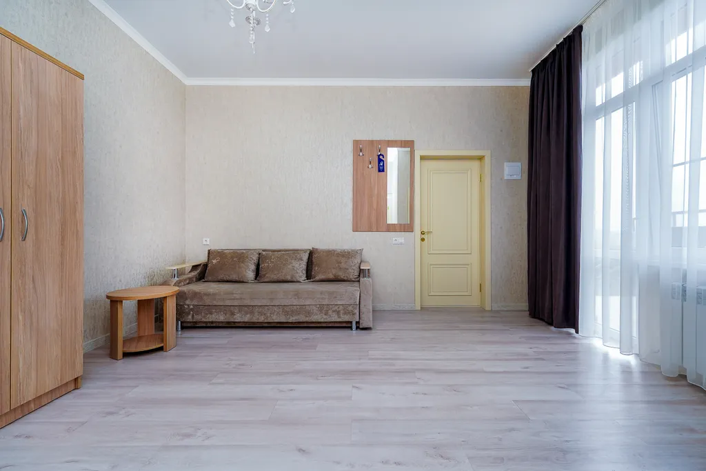 Люкс с балконом и видом на горы