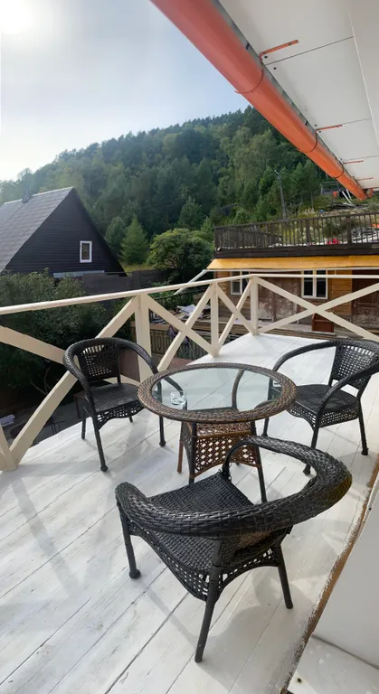 Уютный коттедж с видом на озеро Байкал