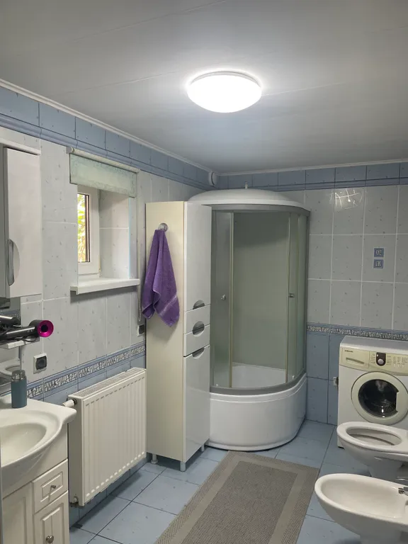 Сказочный домик в лесу, у моря