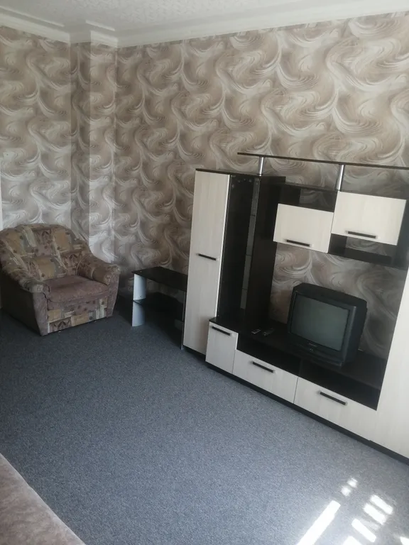 Уютная квартира в центре города — аренда посуточно в Каменск-Уральский