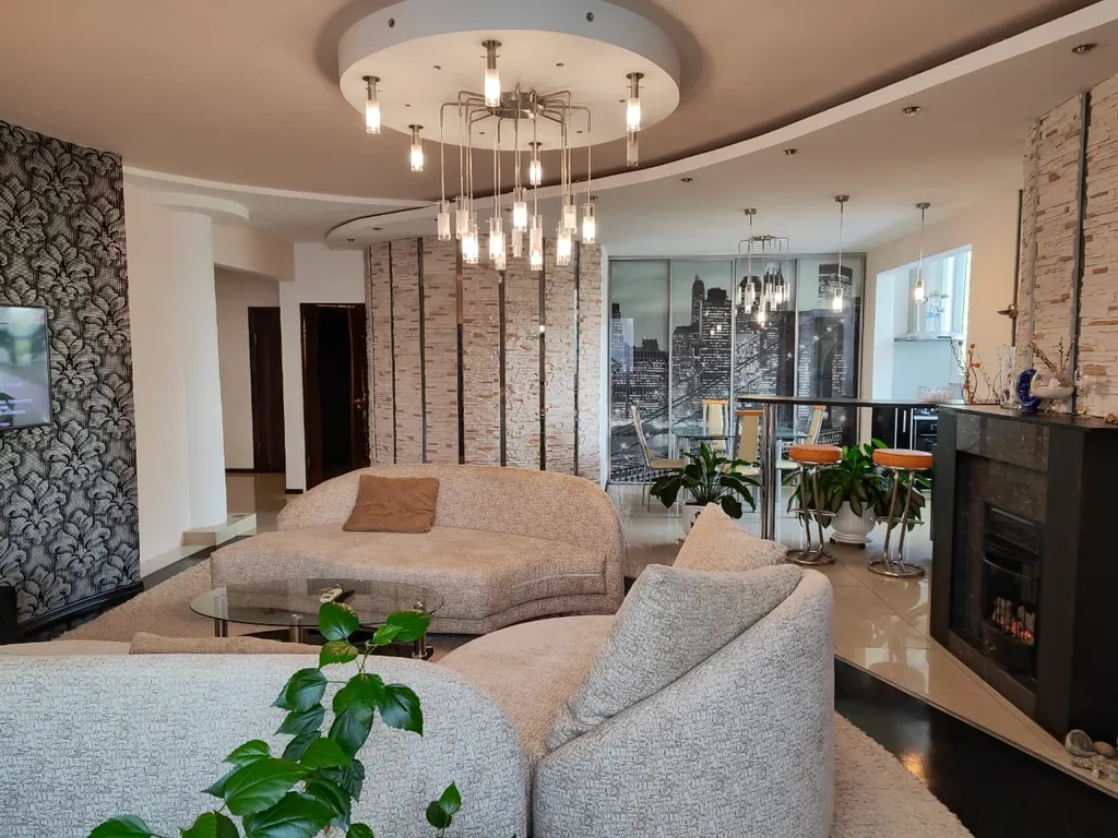 Уютная просторная квартира в центре города — аренда посуточно в Туапсе