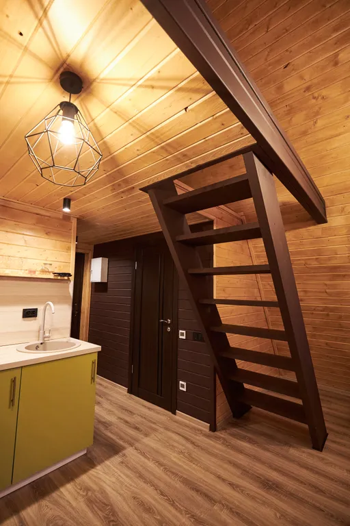 Коттедж Домик A-frame рядом с озером — Светлое