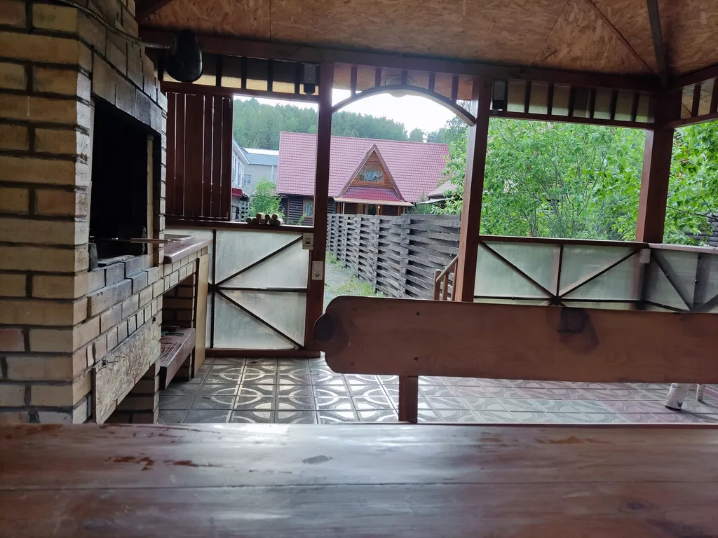 Бревенчатый дом