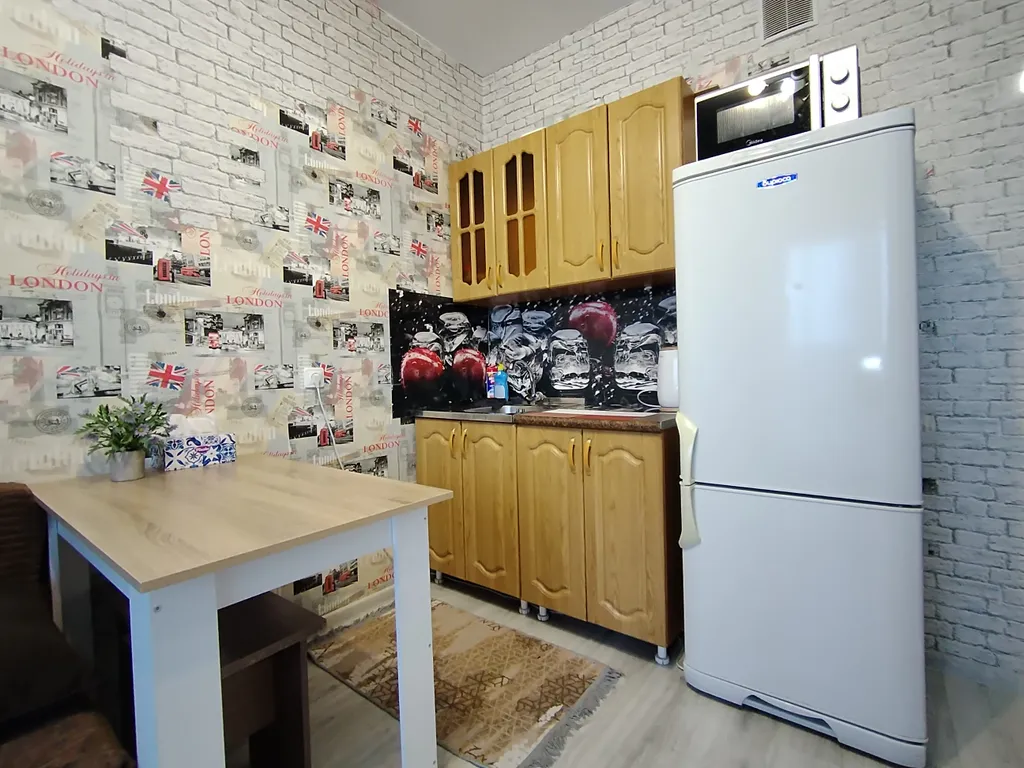 Квартира Уютная студия около аэропорта — аренда посуточно в Обь