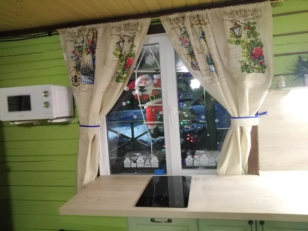 Дом в деревне с баней на дровах