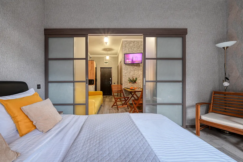 Квартира с отдельной спальней и видом на горы Я на Море