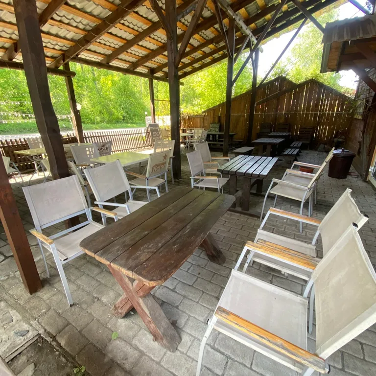 Номера в районе озера Ая