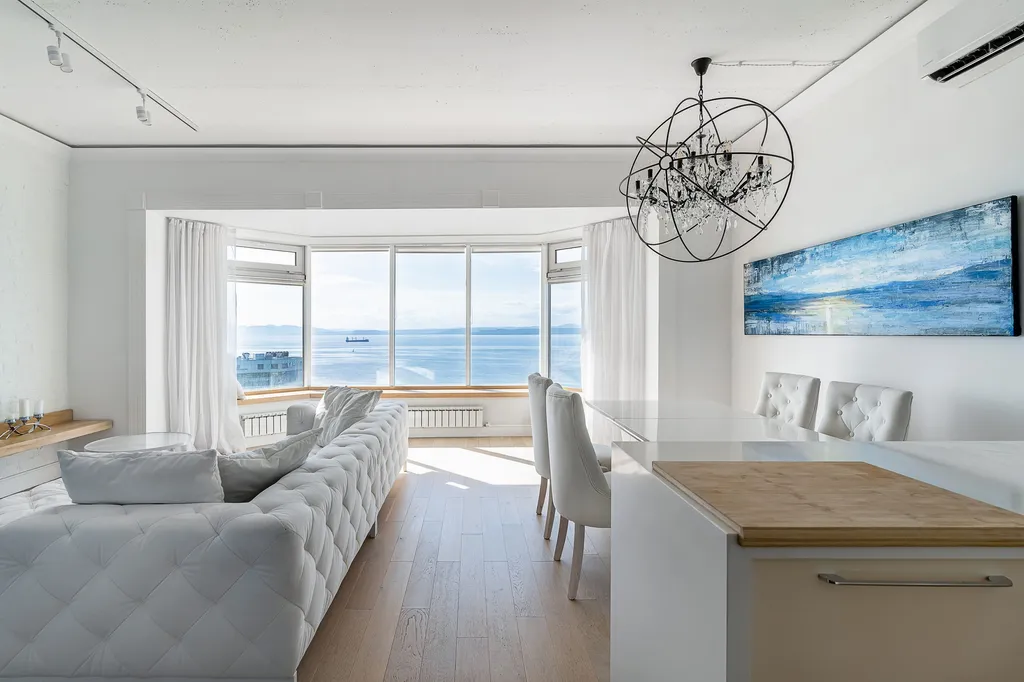 Семейная квартира на первой линии на главной набережной города — аренда посуточно в Владивосток