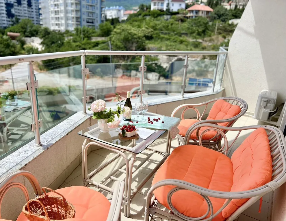 Уютная двухкомнатная квартира в ЖК Шато Лувр