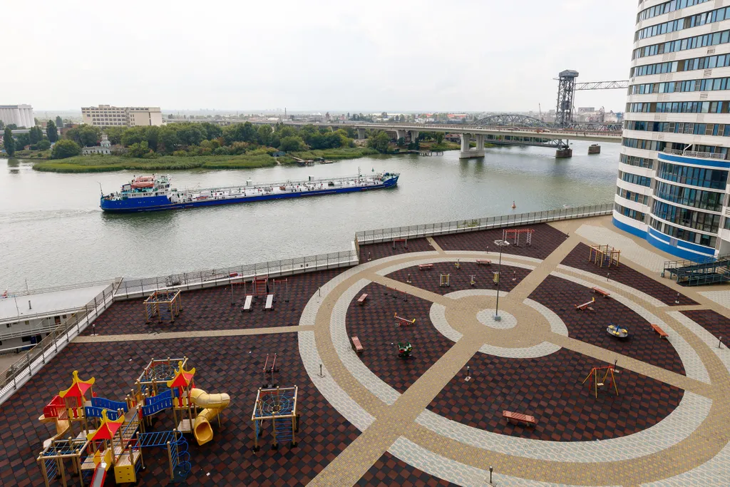 Двухкомнатная квартира с шикарным видом на Дон — аренда посуточно в Ростов-на-Дону