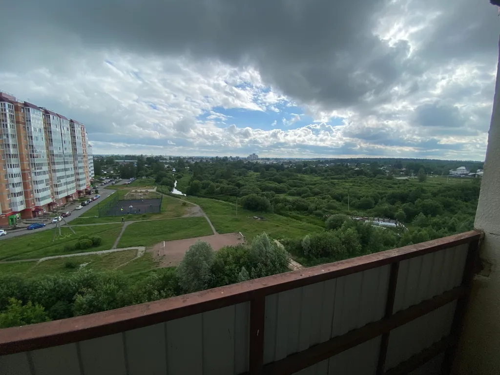 Квартира Просторная 2-комнатная квартира с бойлером — Гатчина