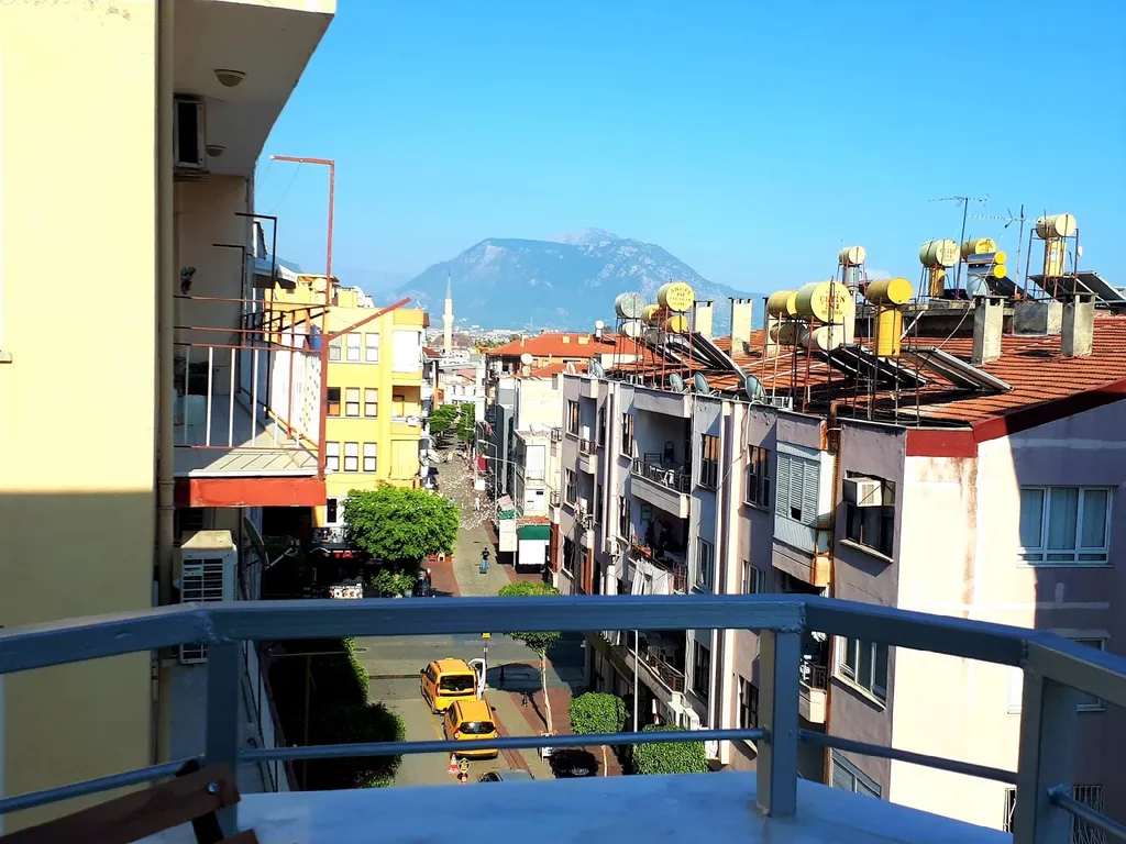 Уютная 1-комнатная квартира в 7 минутах от пляжа Клеопатра