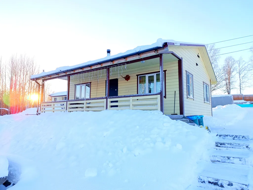 Дом с видом на озеро Паасо