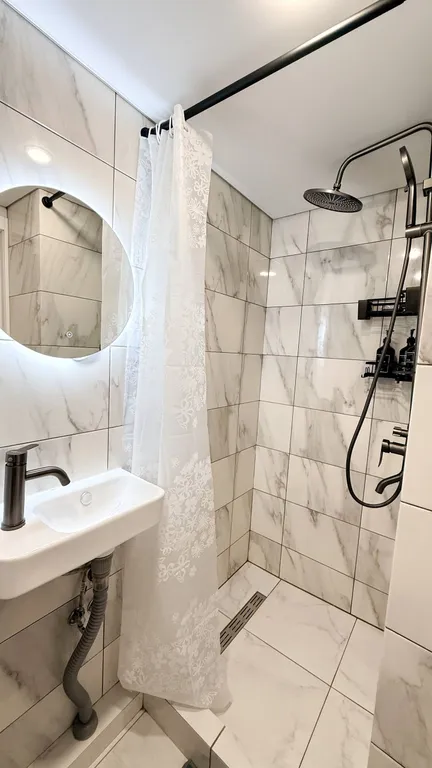 Двухуровневые апартаменты у моря