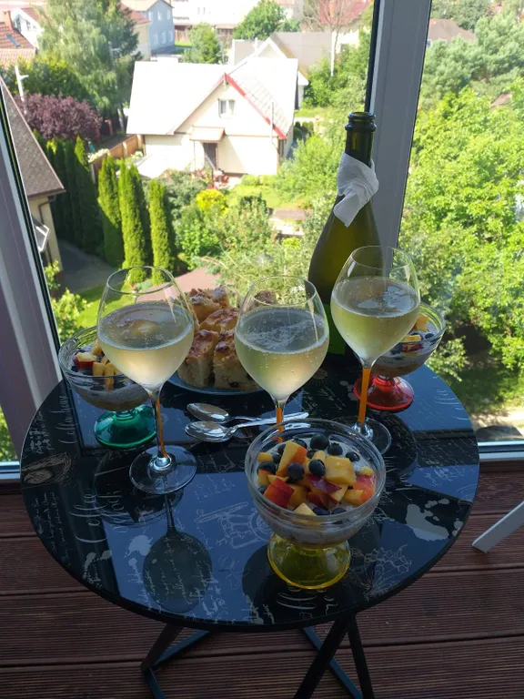 Квартира Двухкомнатная чудная квартира — Светлогорск