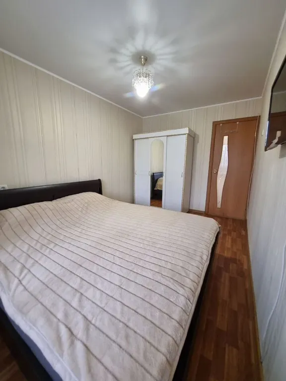 Сoлнeчнaя, пpоcторная 2-комнатная квaртиpа рядом с ДBГУПC