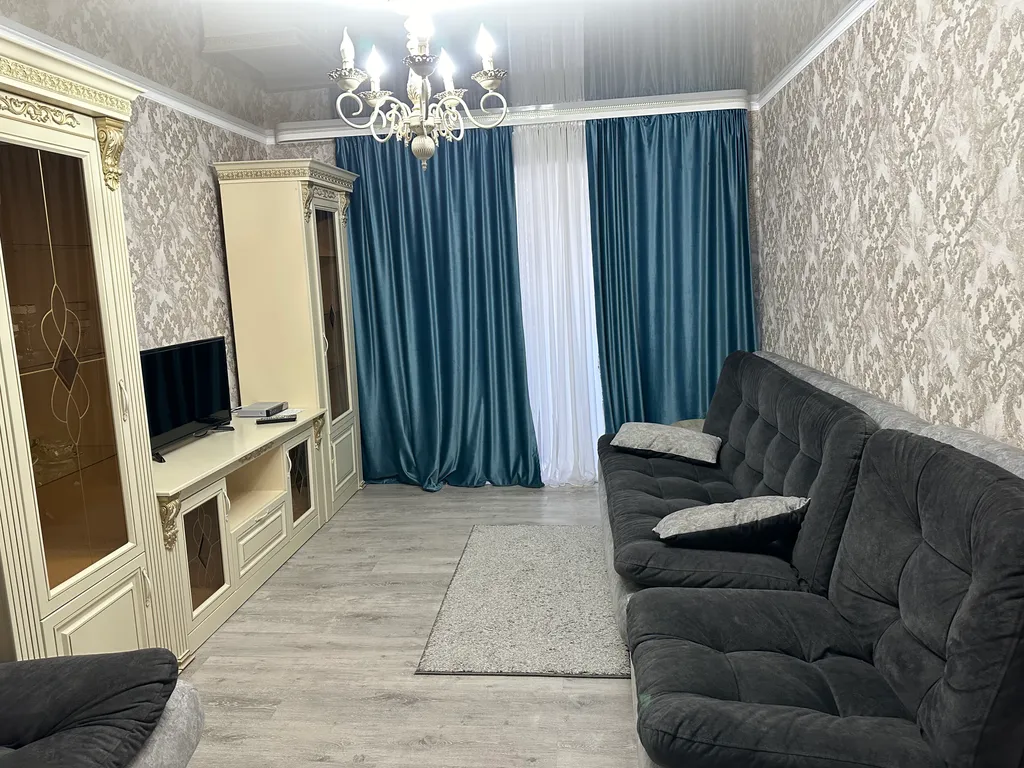 Квартира Двухкомнатная квартира в центре города — Гагра