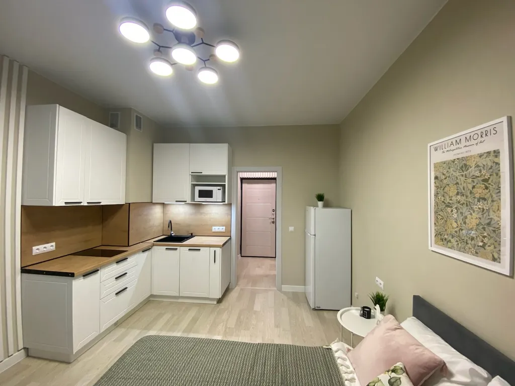 Красивая, новая, уютная студия недалеко от моря