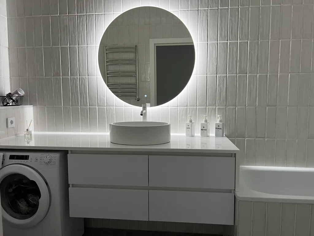 Современная квартира с кондиционером в центре города