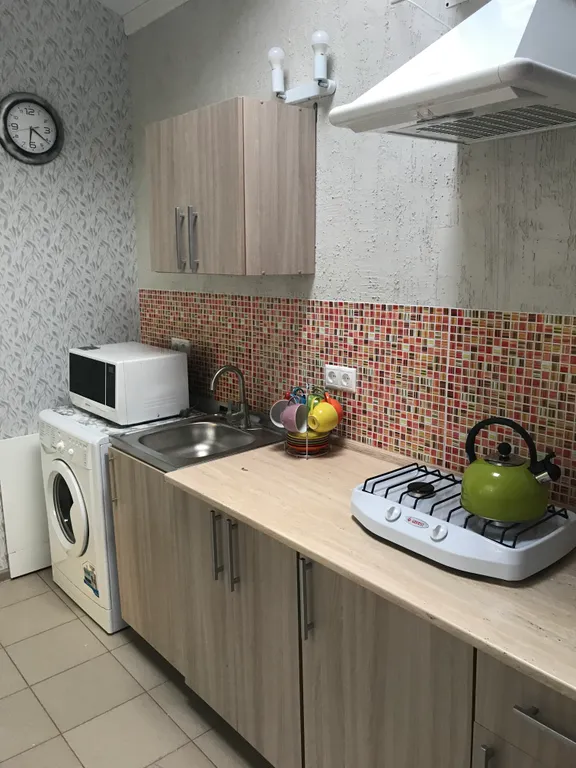 Коттедж Апартаменты с балконом в частном доме у бассейна — Адлер